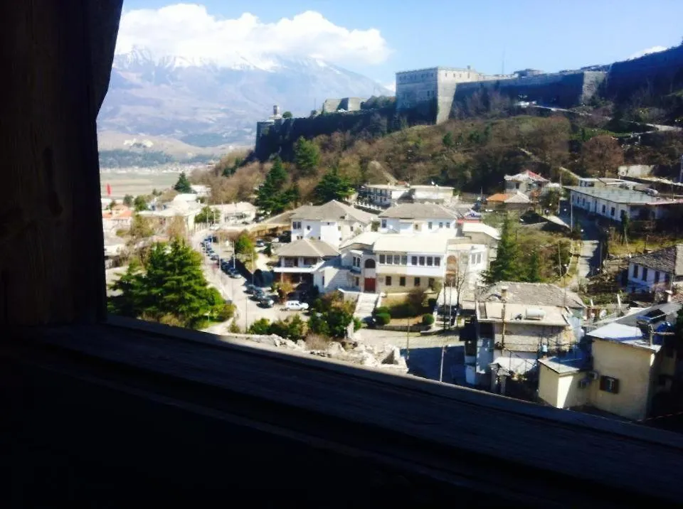 Ruols Guesthouse Gjirokaster 0*,
