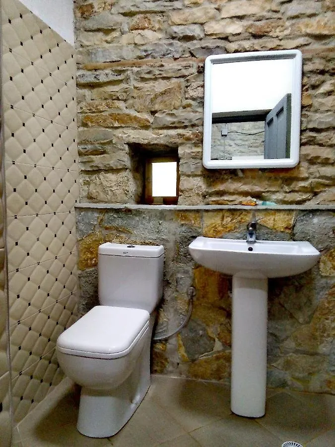 Ruols Guesthouse Gjirokastër