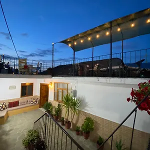 Denis Guest house